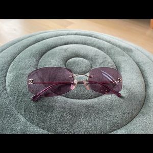 Chanel Vintage 4002 purple sunglasses SOLD